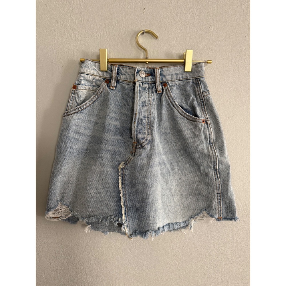 We The Free Free People Distressed Denim Mini Skirt Light Wash Blue 24 y2k boho